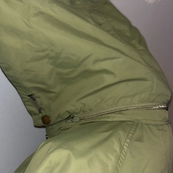 WOOLRICH Size XL Coat.  #7 - Picture 14 of 16